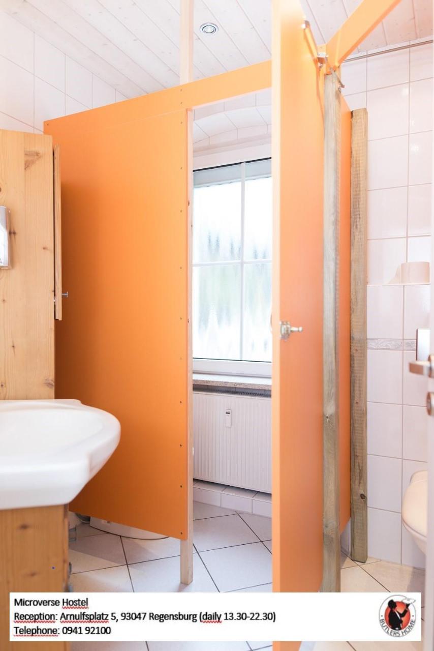 Microverse Hostel Регенсбург Экстерьер фото